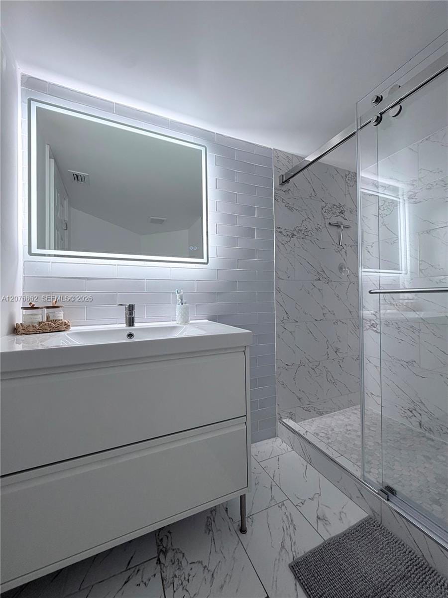 9731 Fontainebleau Boulevard F108 — photo 9
