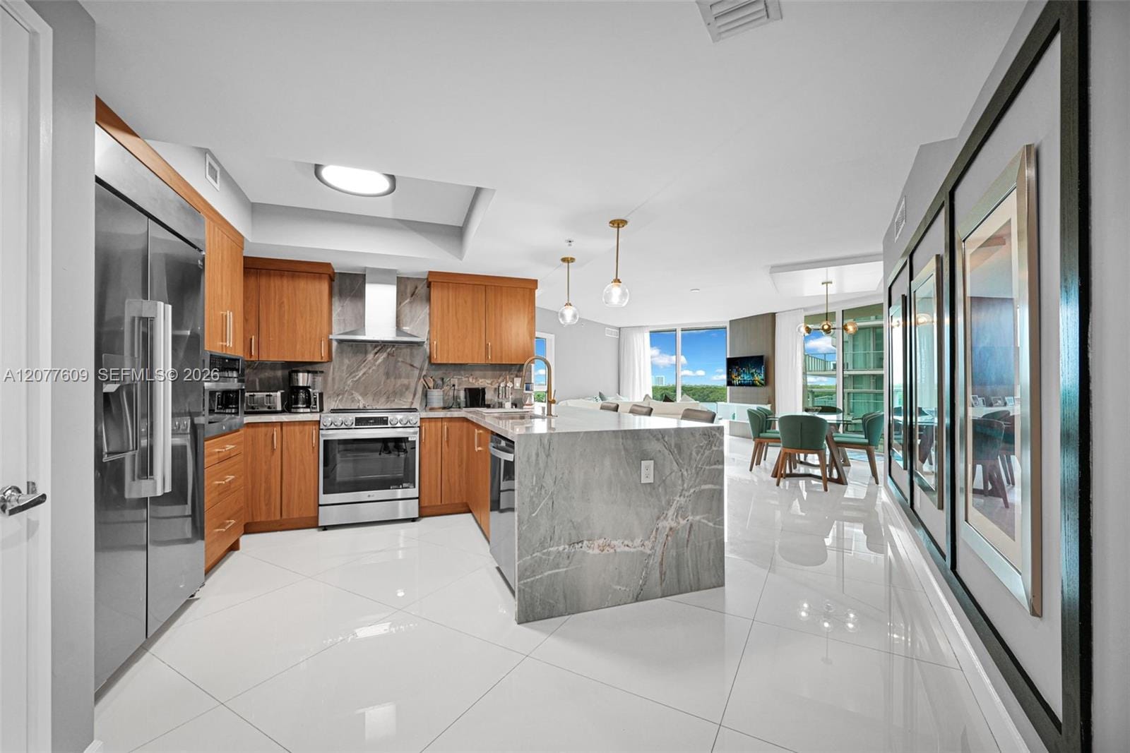 250 Sunny Isles Boulevard 3-804 — photo 2
