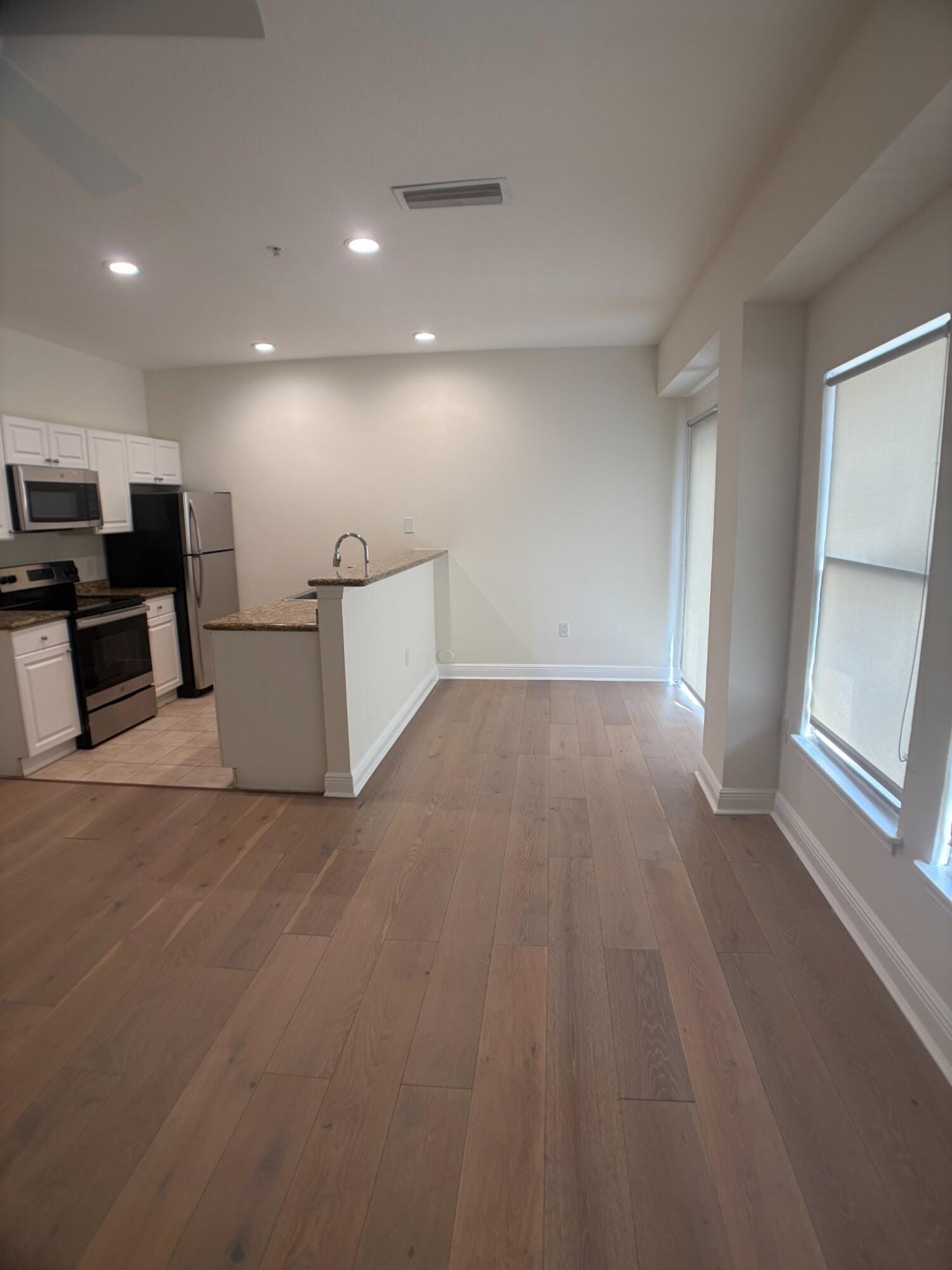 150 SE 3RD Avenue 13 — photo 2