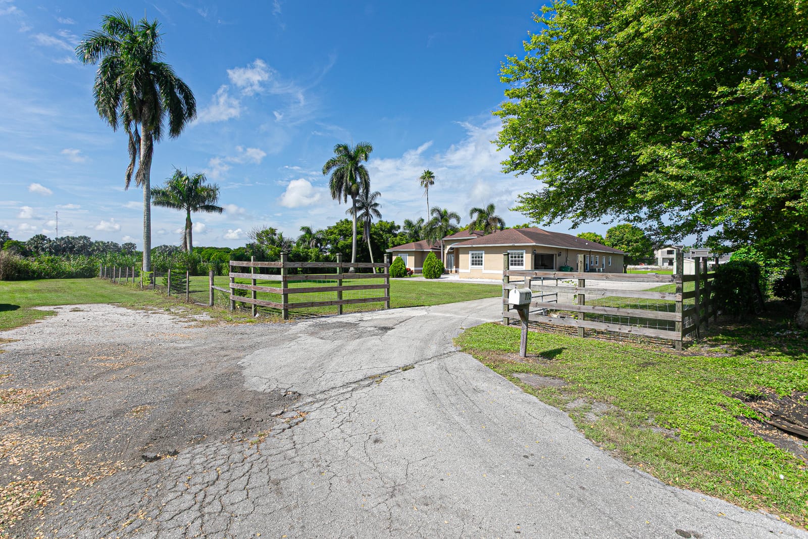 173 S Greenstar Avenue, Pahokee, FL 33476 photo 18