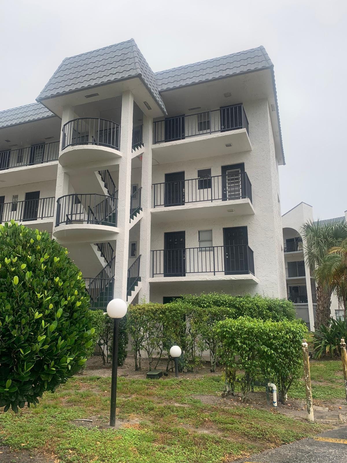 3360 SPANISH MOSS Terrace 413 — photo 3