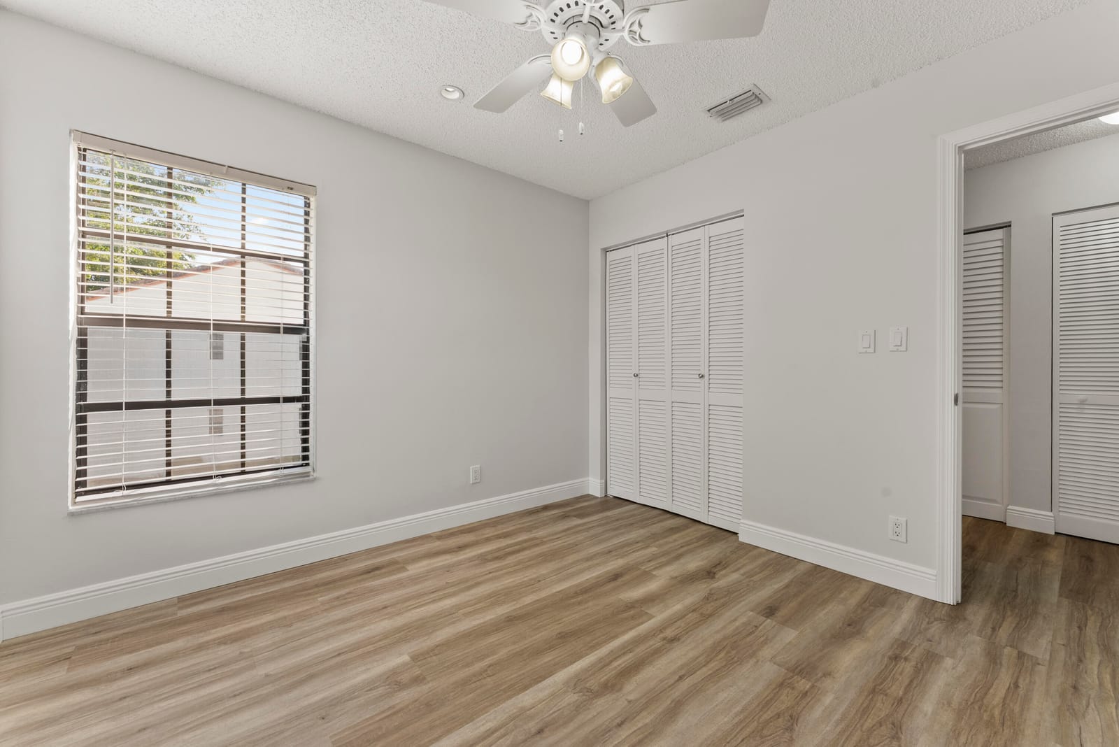 2900 Olivewood Terrace 201 — photo 9