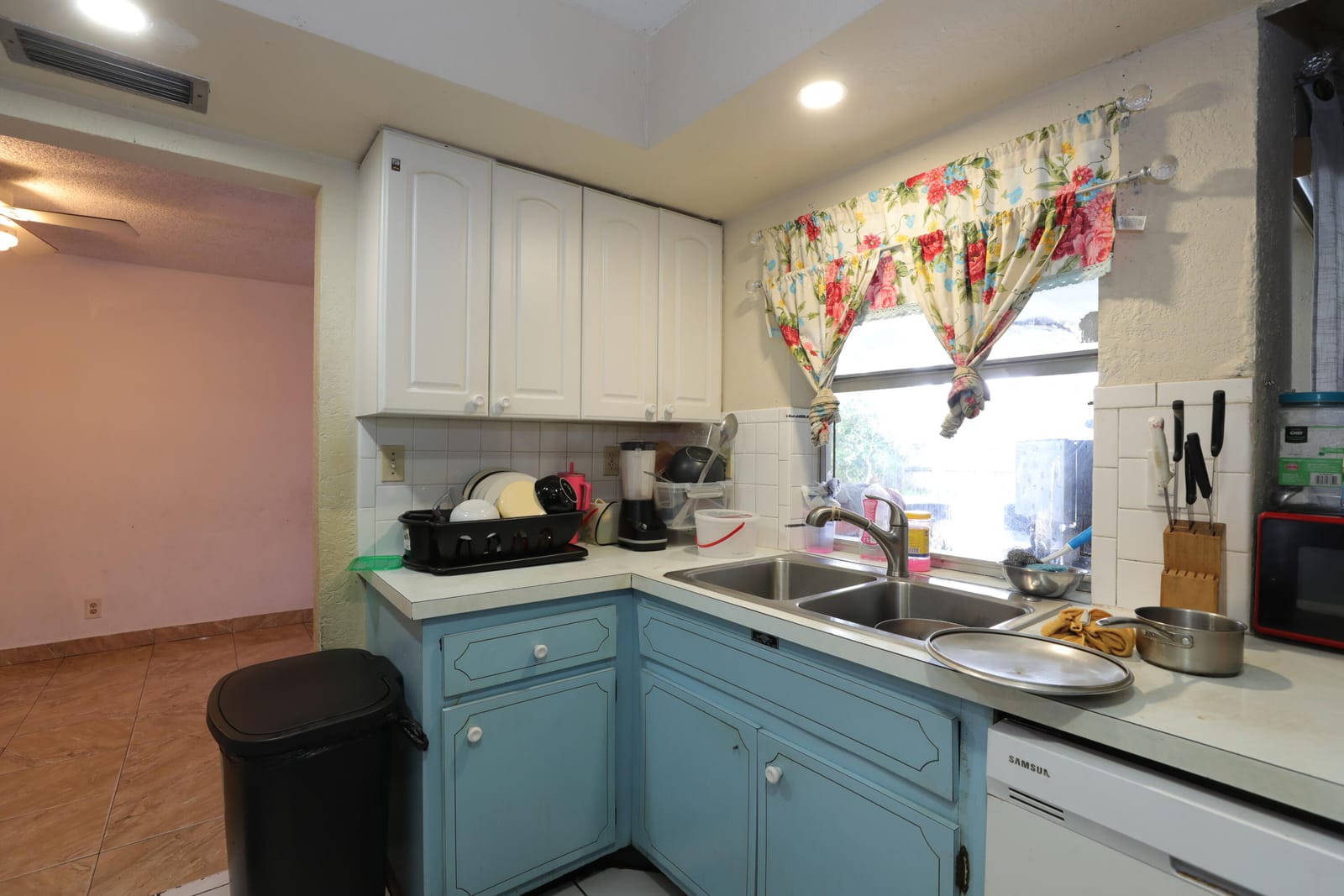 3132 NW 39TH Court, Lauderdale Lakes, FL 33309 photo 9