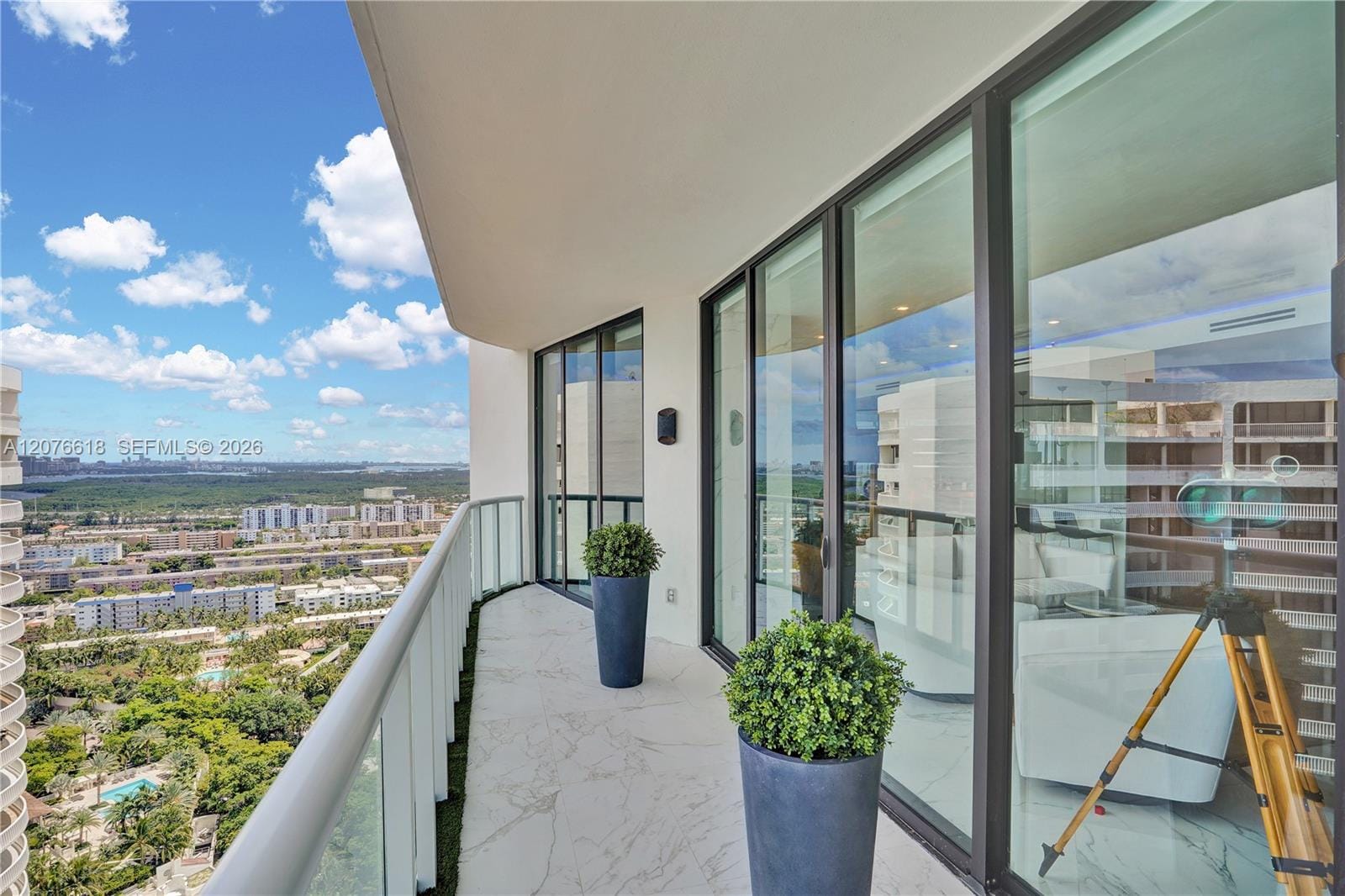 4000 Island Boulevard PH2, Aventura, FL 33160 photo 21