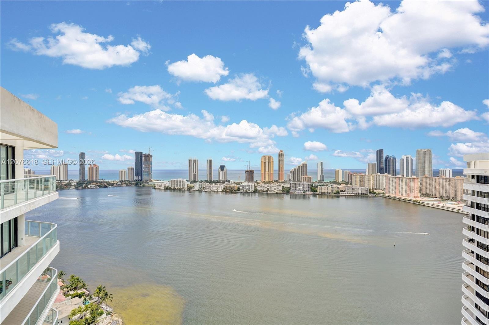 4000 Island Boulevard PH2, Aventura, FL 33160 photo 27