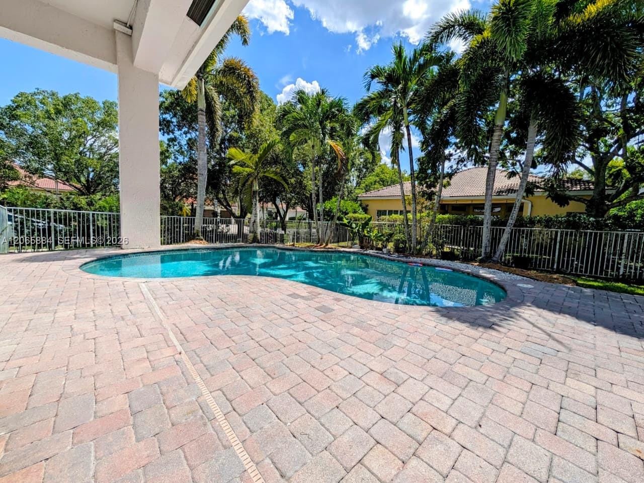 1073 Allamanda Way, Weston, FL 33327 photo 11