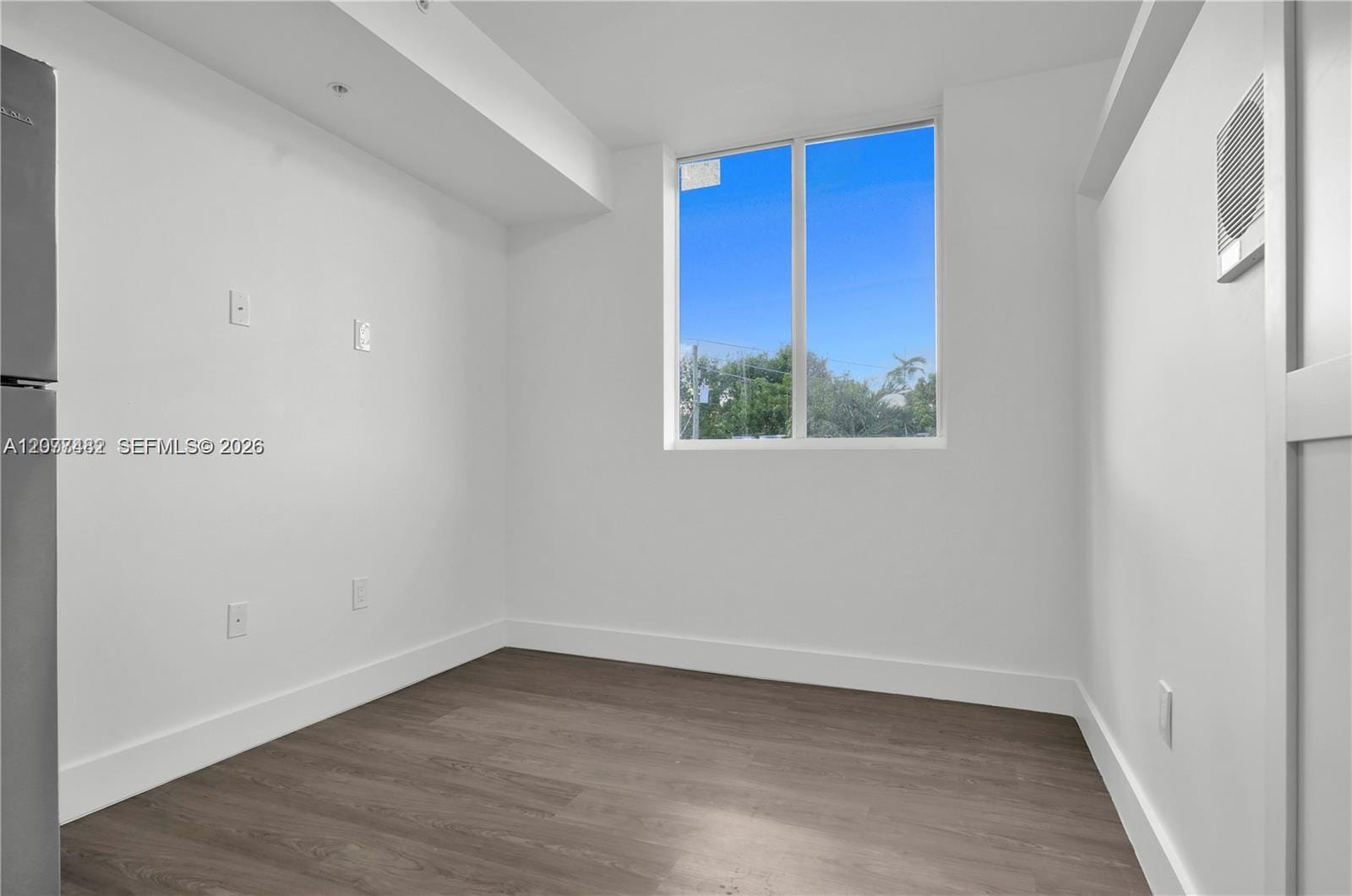 1620 NW 18th Street 305, Miami, FL 33125 photo 3
