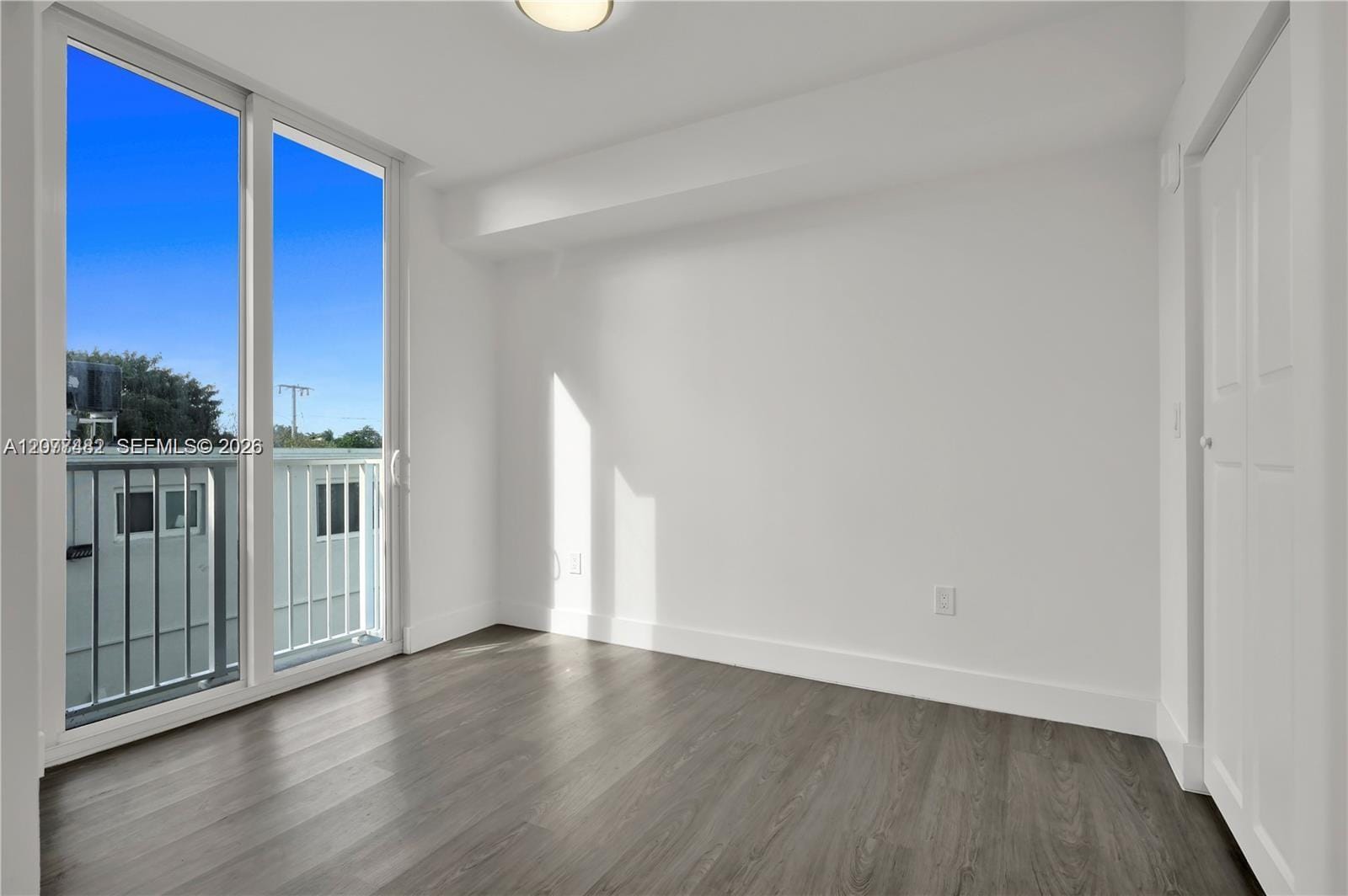 1620 NW 18th Street 305, Miami, FL 33125 photo 5