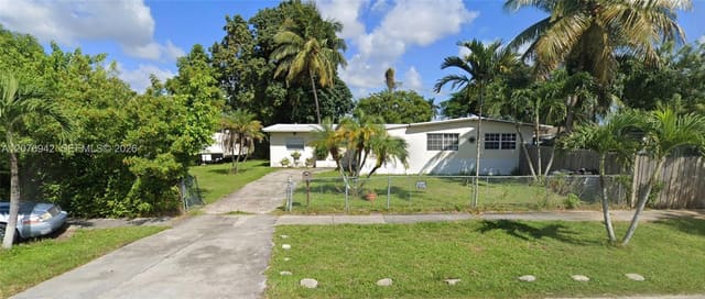 15465 SW 298th Terrace, Homestead, FL 33033