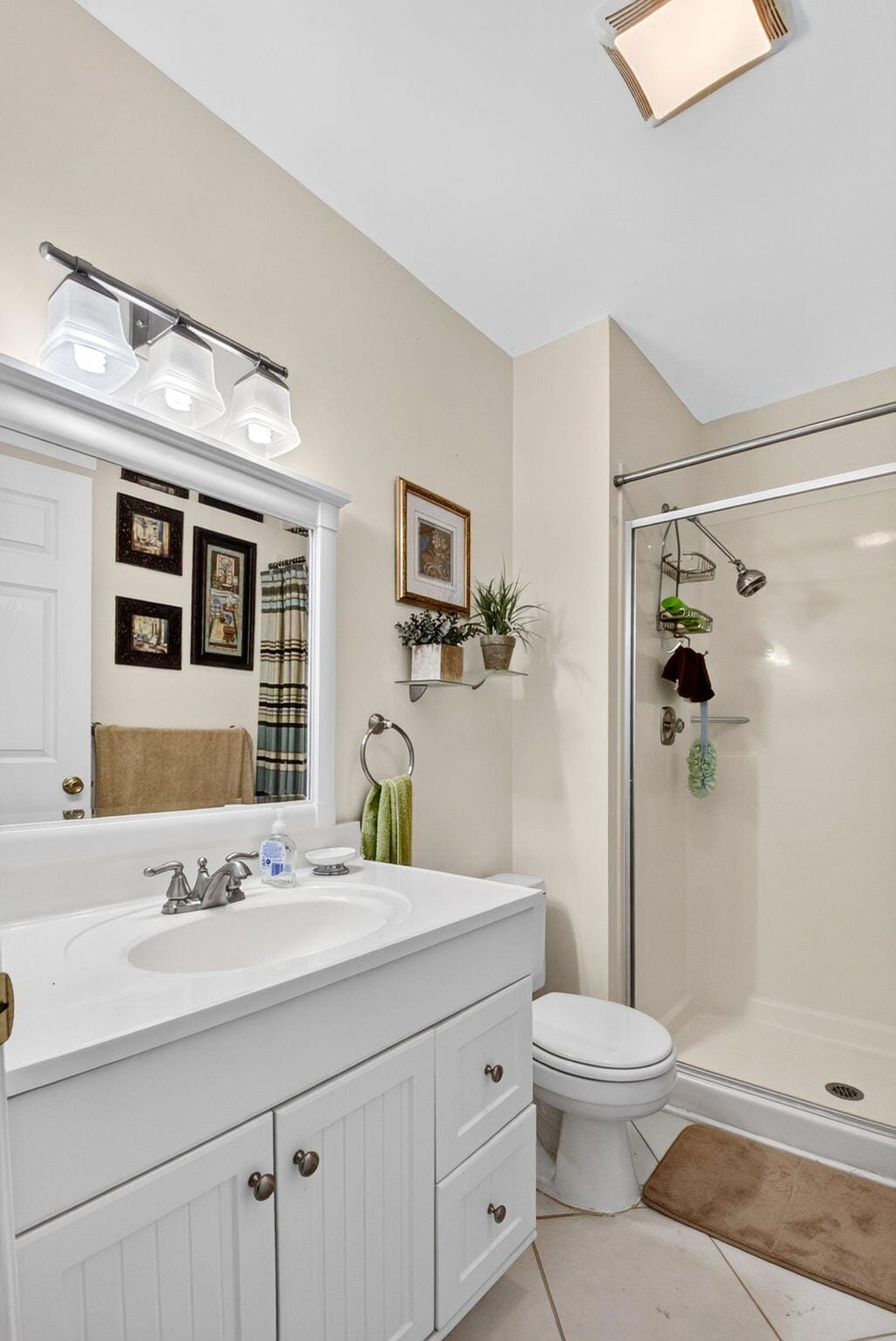 226 LAKE CONSTANCE Drive 226, West Palm Beach, FL 33411 photo 12