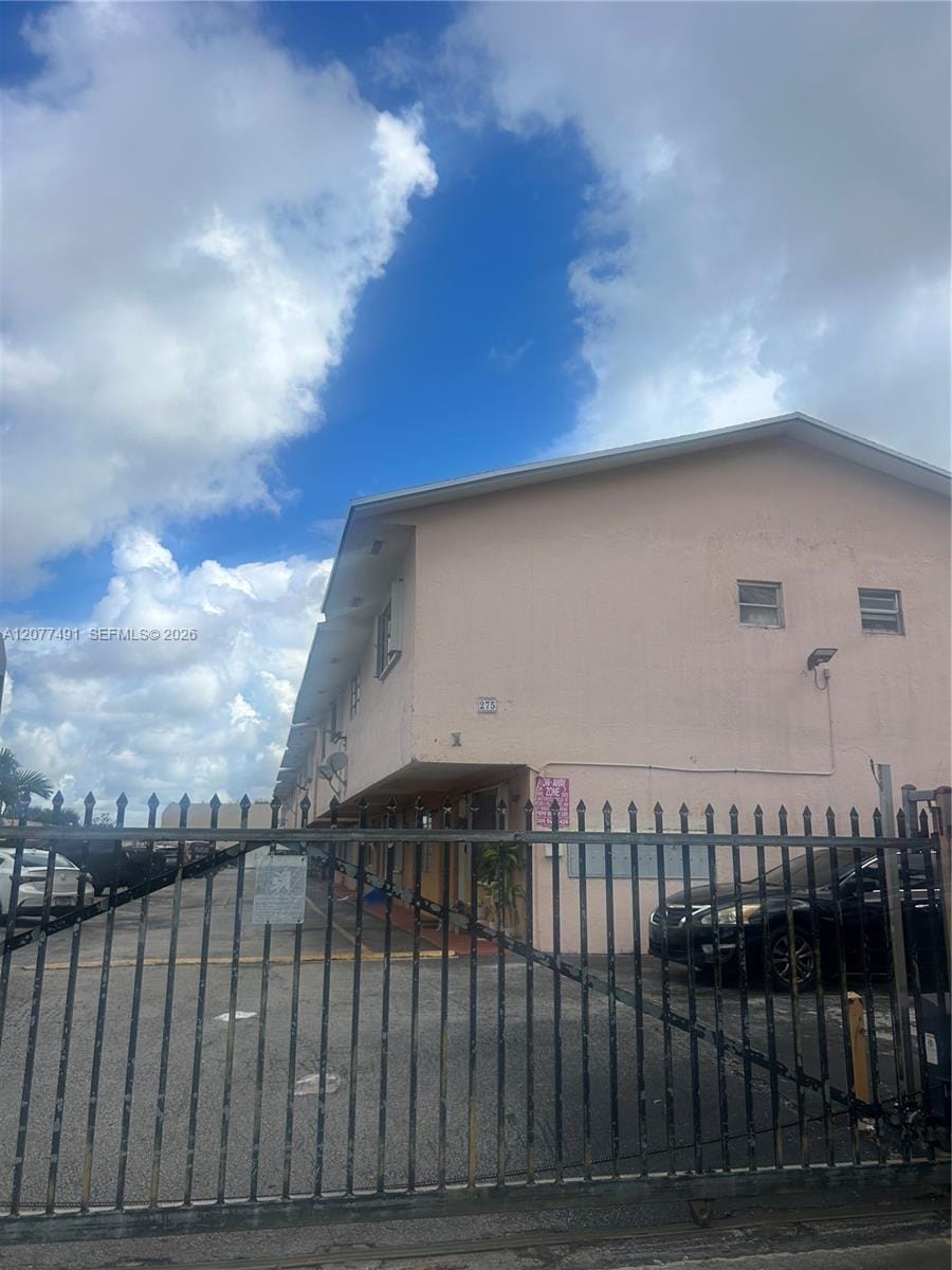 275 W 68th Street 103, Hialeah, FL 33014