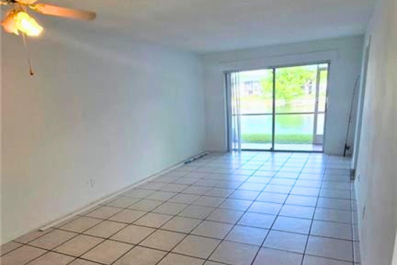 7801 Colony Circle S 106 — photo 4