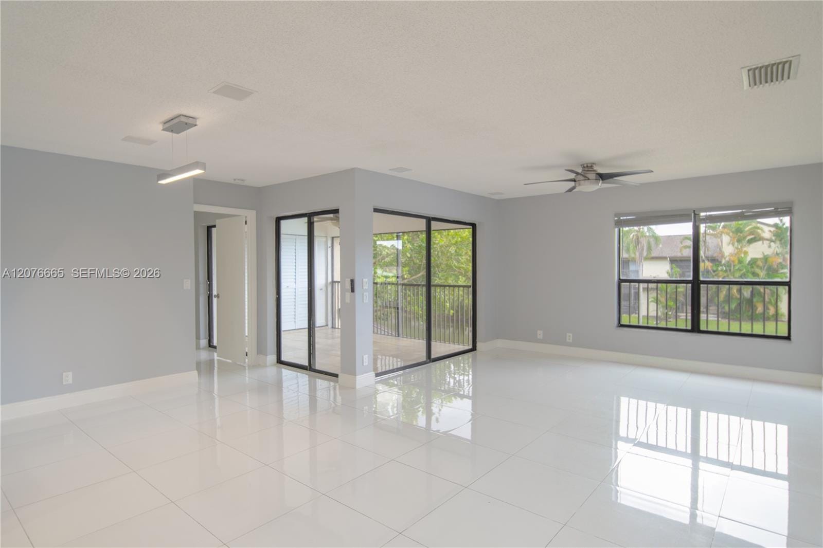 3745 Cocoplum Circle 3561, Coconut Creek, FL 33063