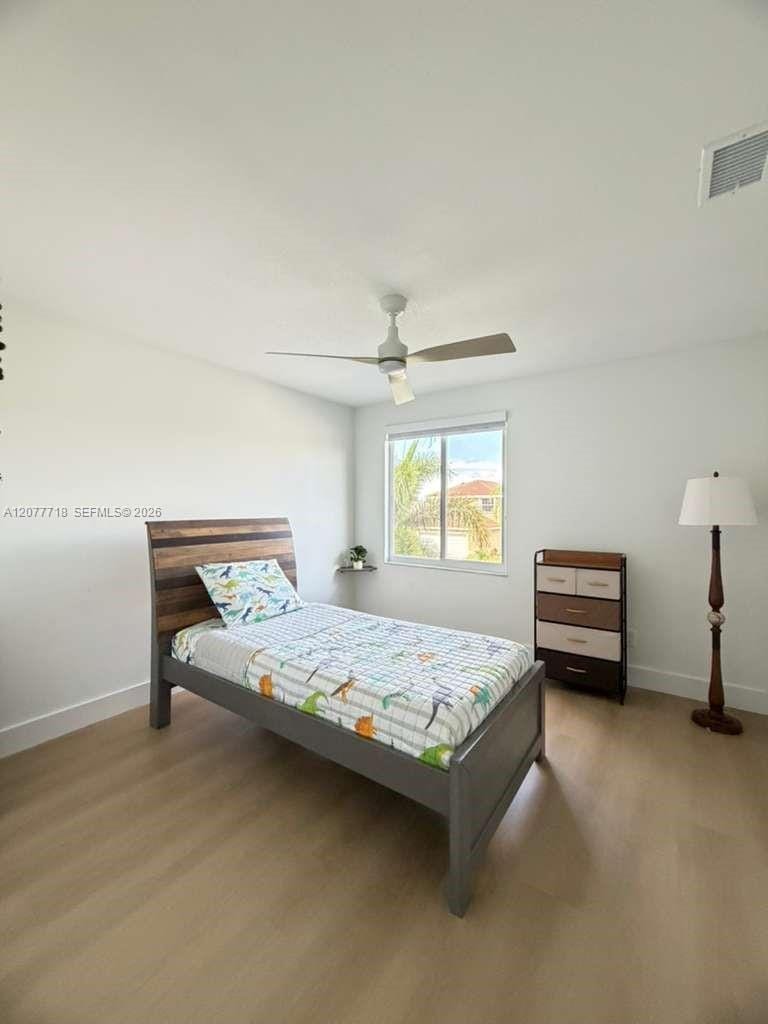 1920 NW 182nd Terrace — photo 7