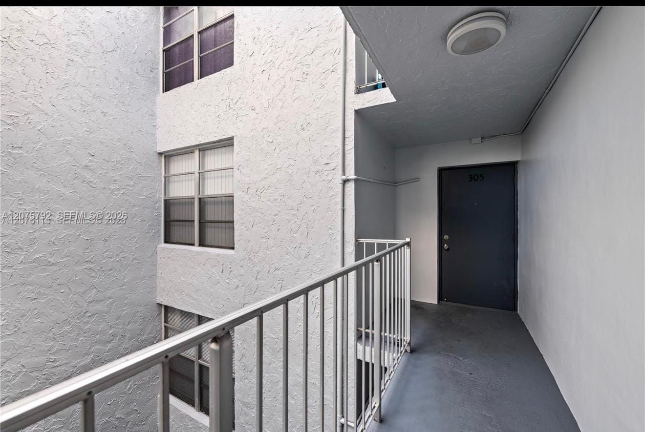9400 Live Oak Place 205 — photo 2
