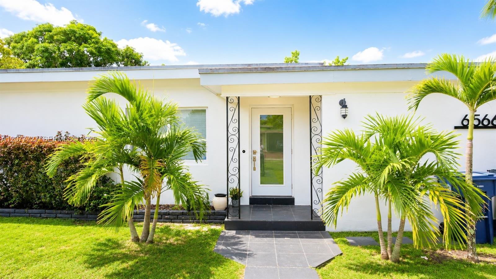 6566 SW 52nd Terrace 0, South Miami, FL 33155