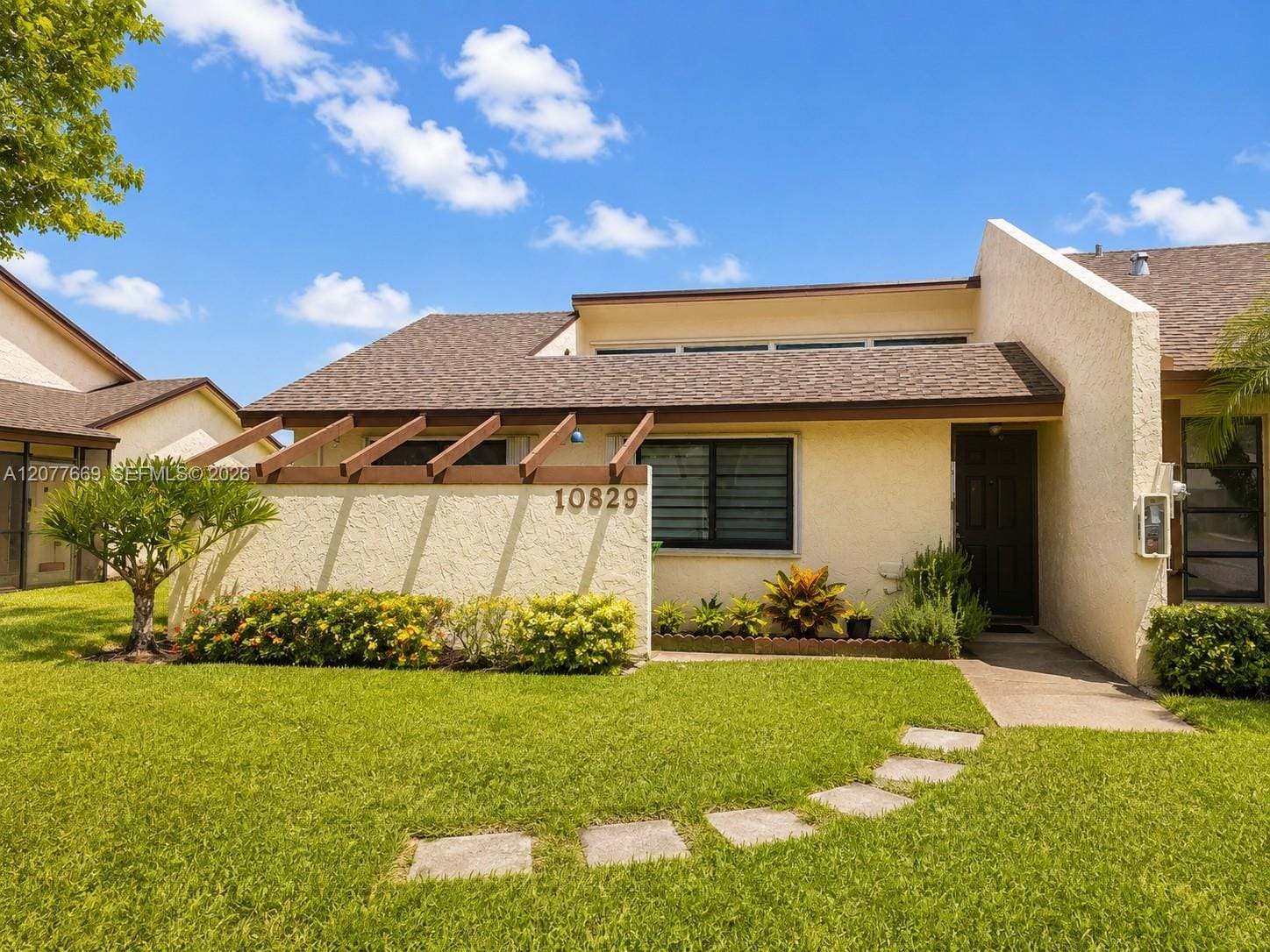10829 NW 30th Place 221, Sunrise, FL 33322