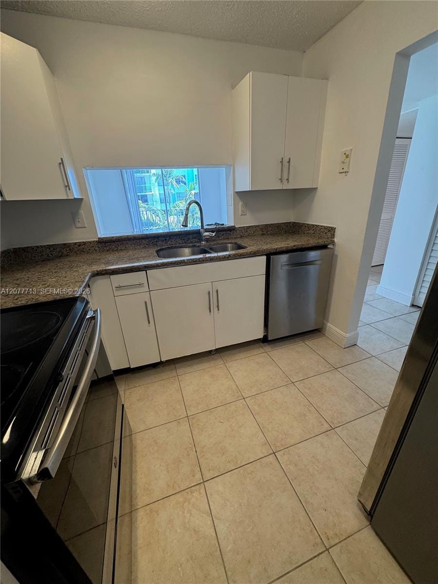 488 NW 165th St Road B-412, Miami, FL 33169 photo 3