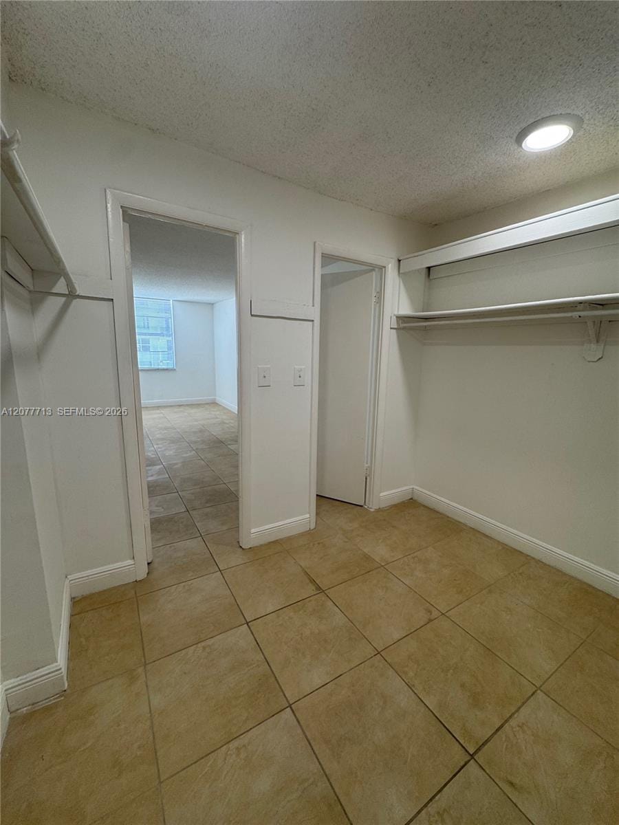 488 NW 165th St Road B-412, Miami, FL 33169 photo 29