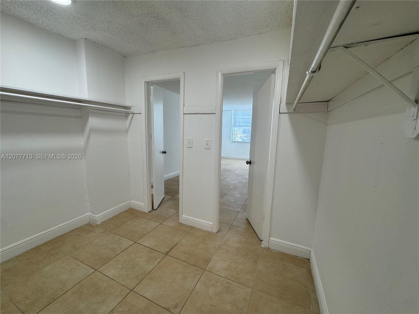 488 NW 165th St Road B-412, Miami, FL 33169 photo 30