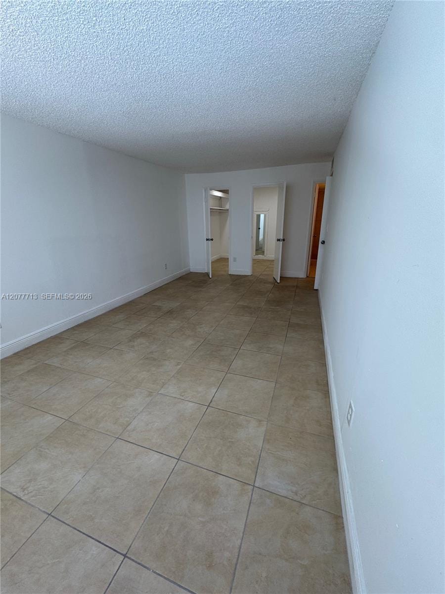 488 NW 165th St Road B-412, Miami, FL 33169 photo 8