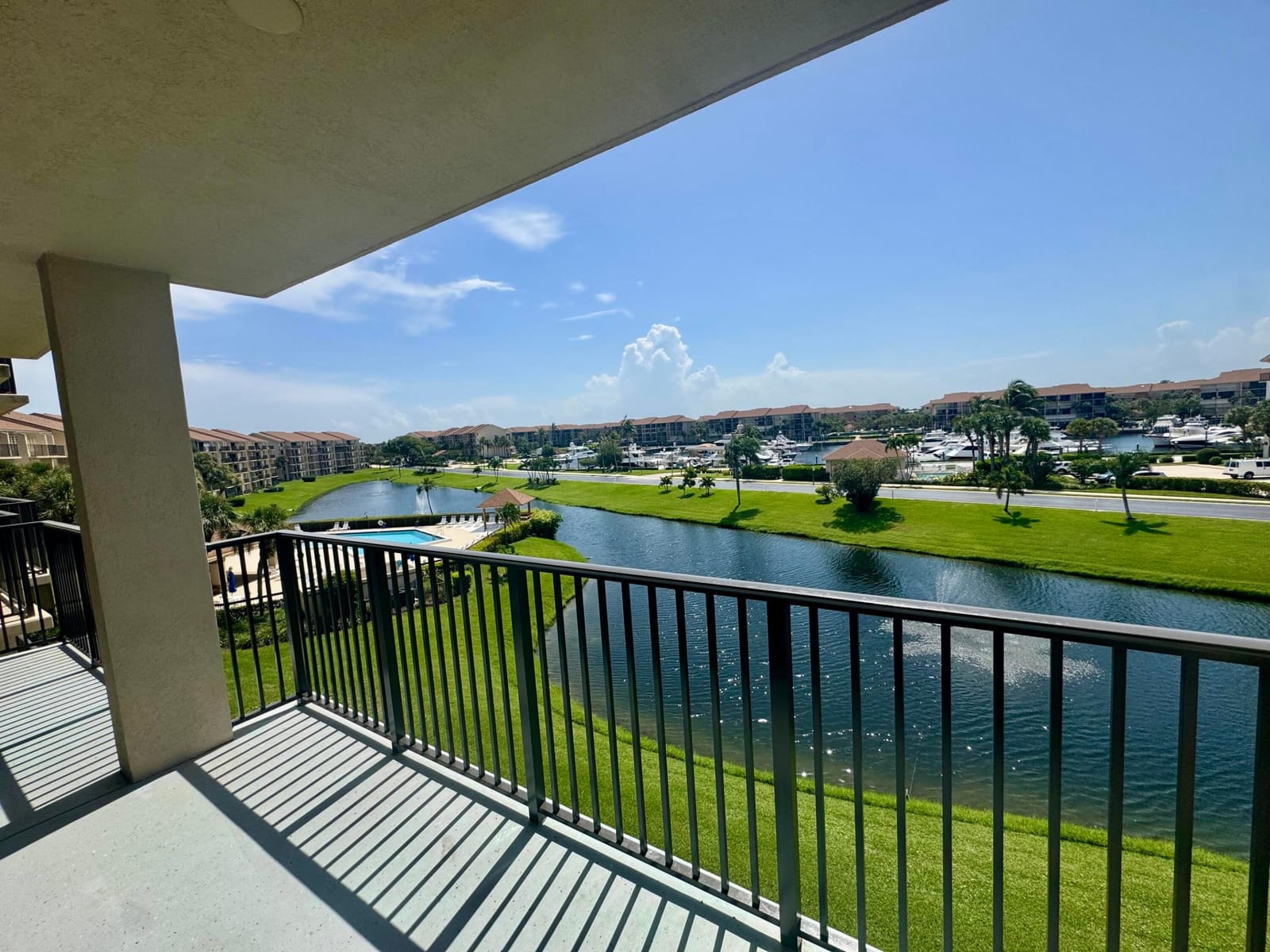 601 SEAFARER Circle 405, Jupiter, FL 33477 photo 25