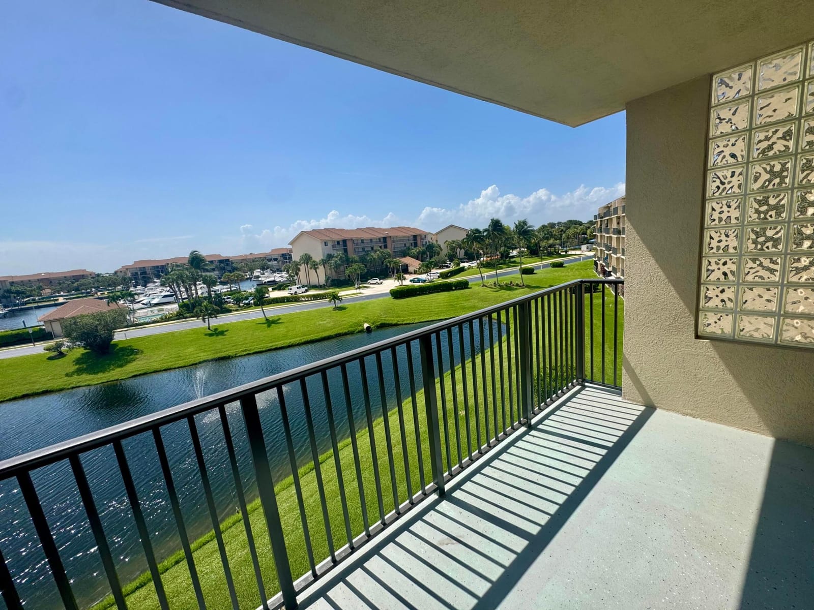 601 SEAFARER Circle 405, Jupiter, FL 33477 photo 26