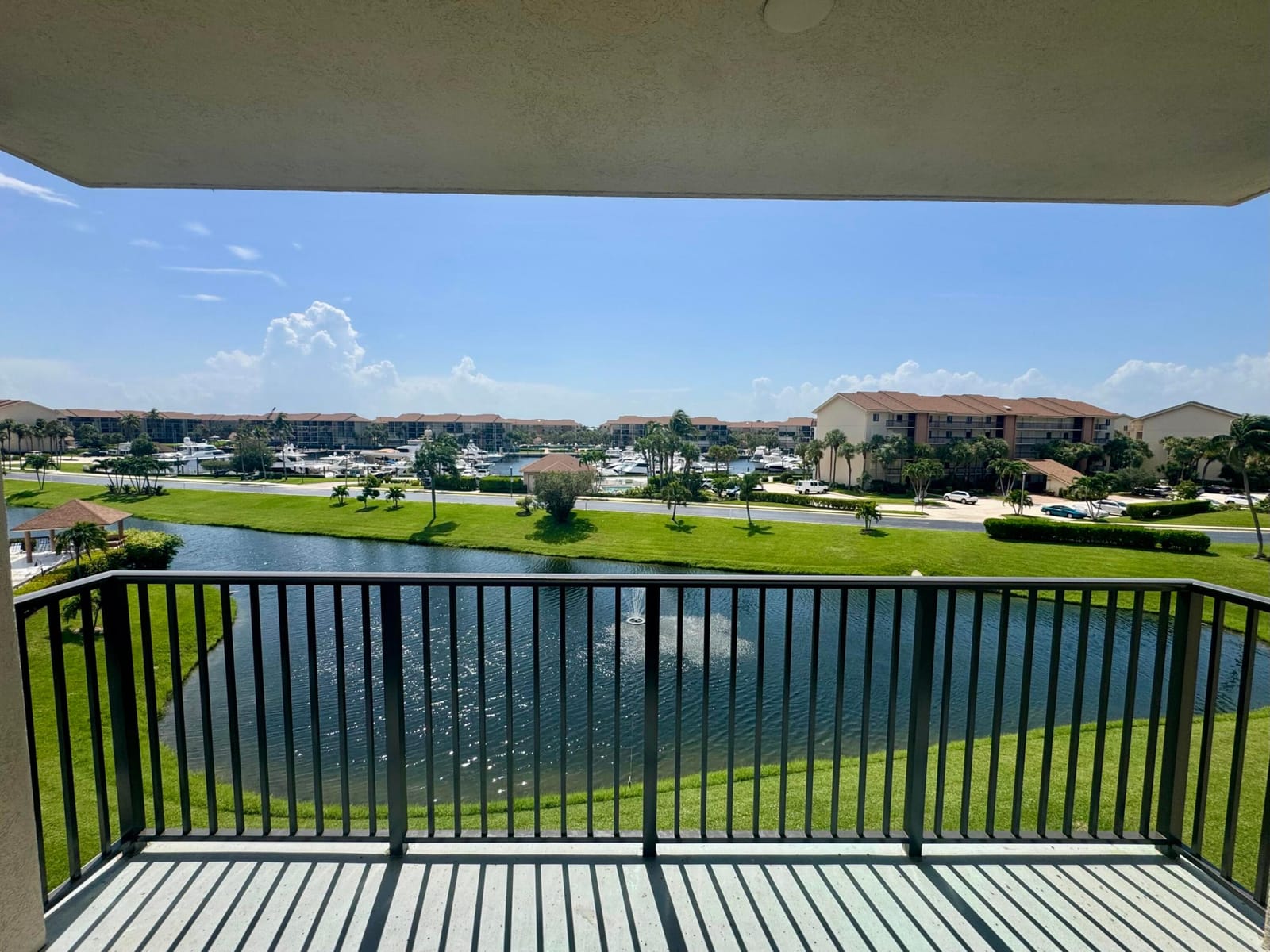 601 SEAFARER Circle 405, Jupiter, FL 33477 photo 27