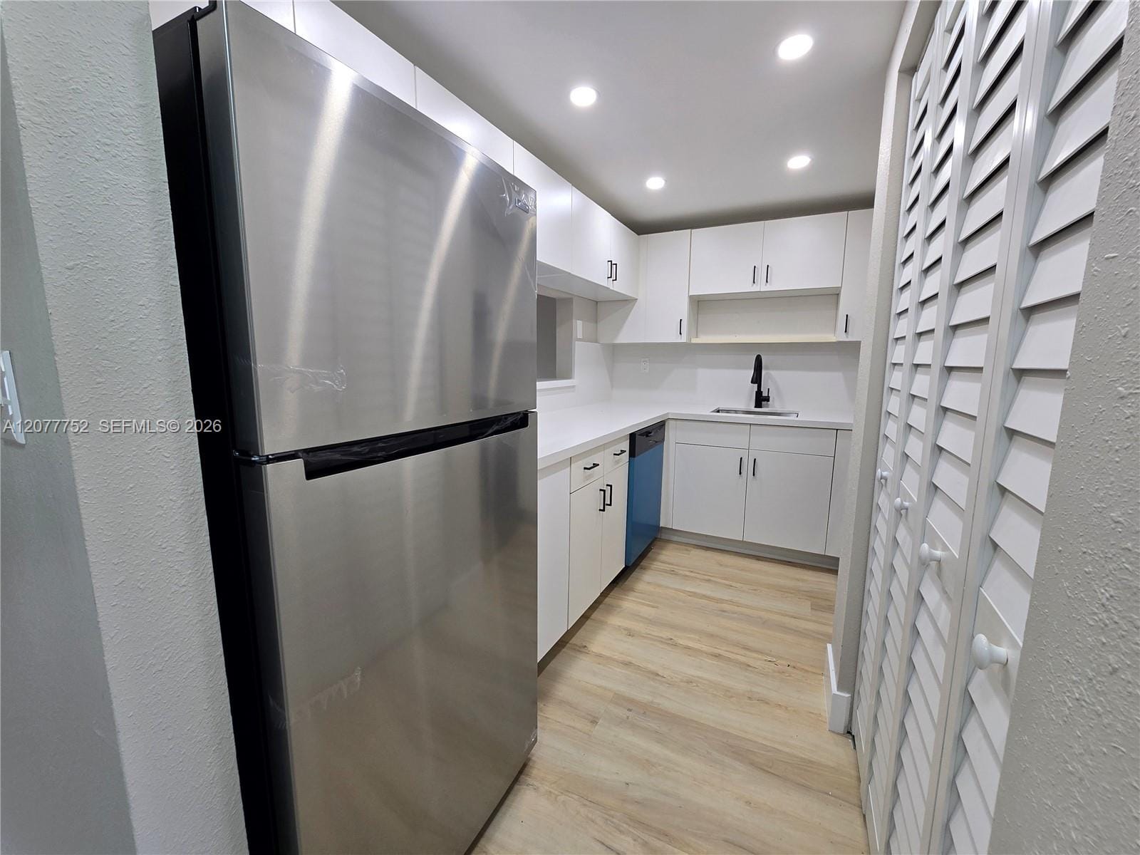 17120 SW 94th Avenue 404 — photo 7
