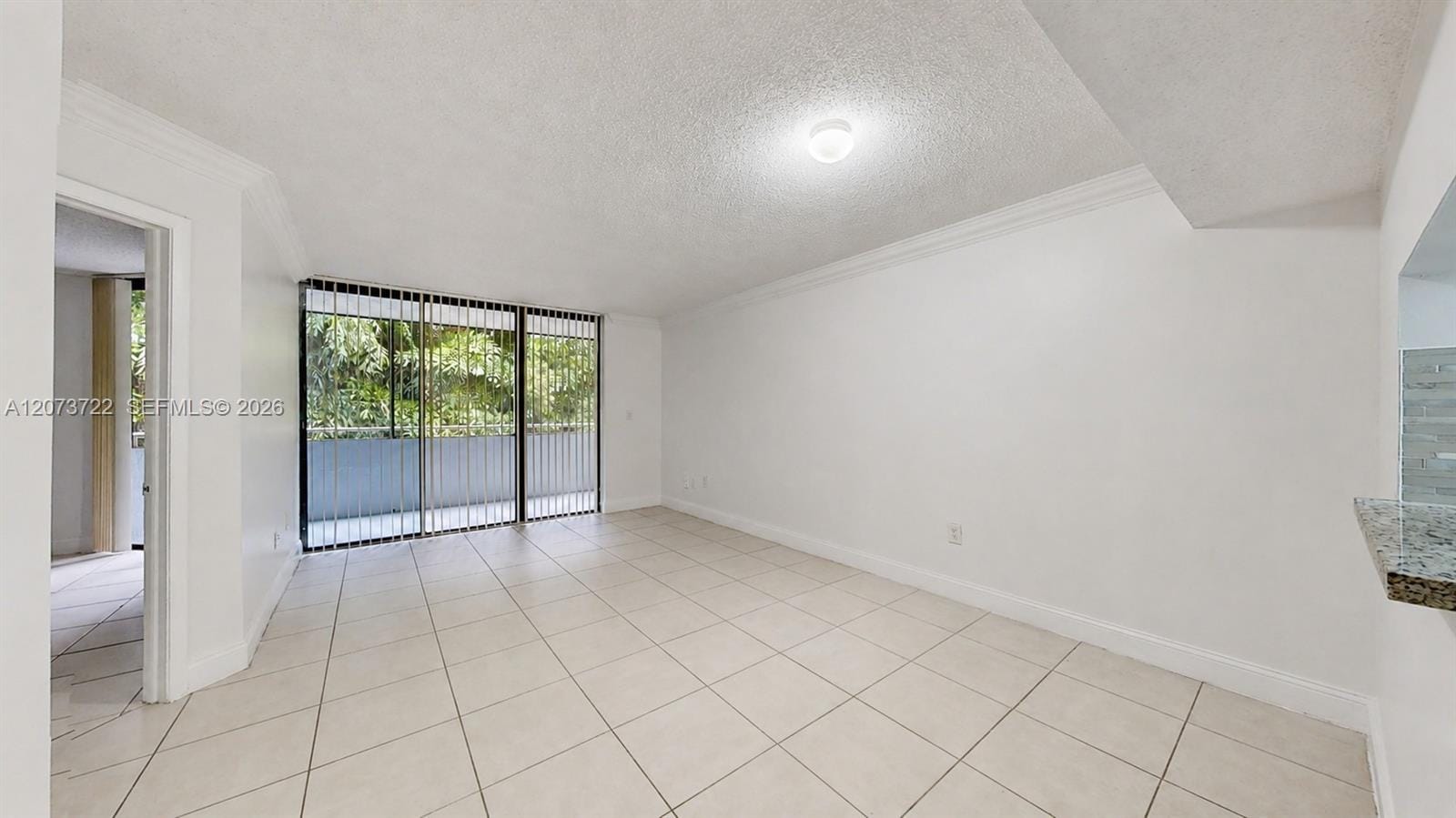 8275 SW 152nd Avenue D-209, Miami, FL 33193 photo 2