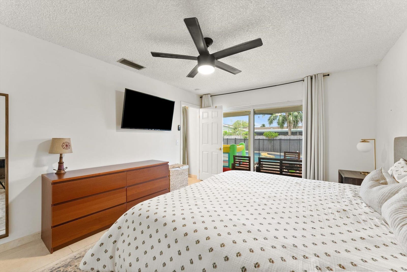 10661 NW 27TH Court, Sunrise, FL 33322 photo 27