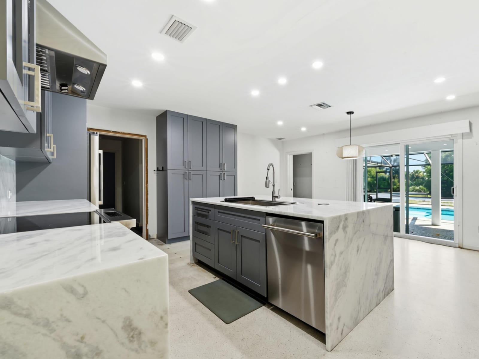 4916 SE MANATEE COVE Road, Stuart, FL 34997 photo 11