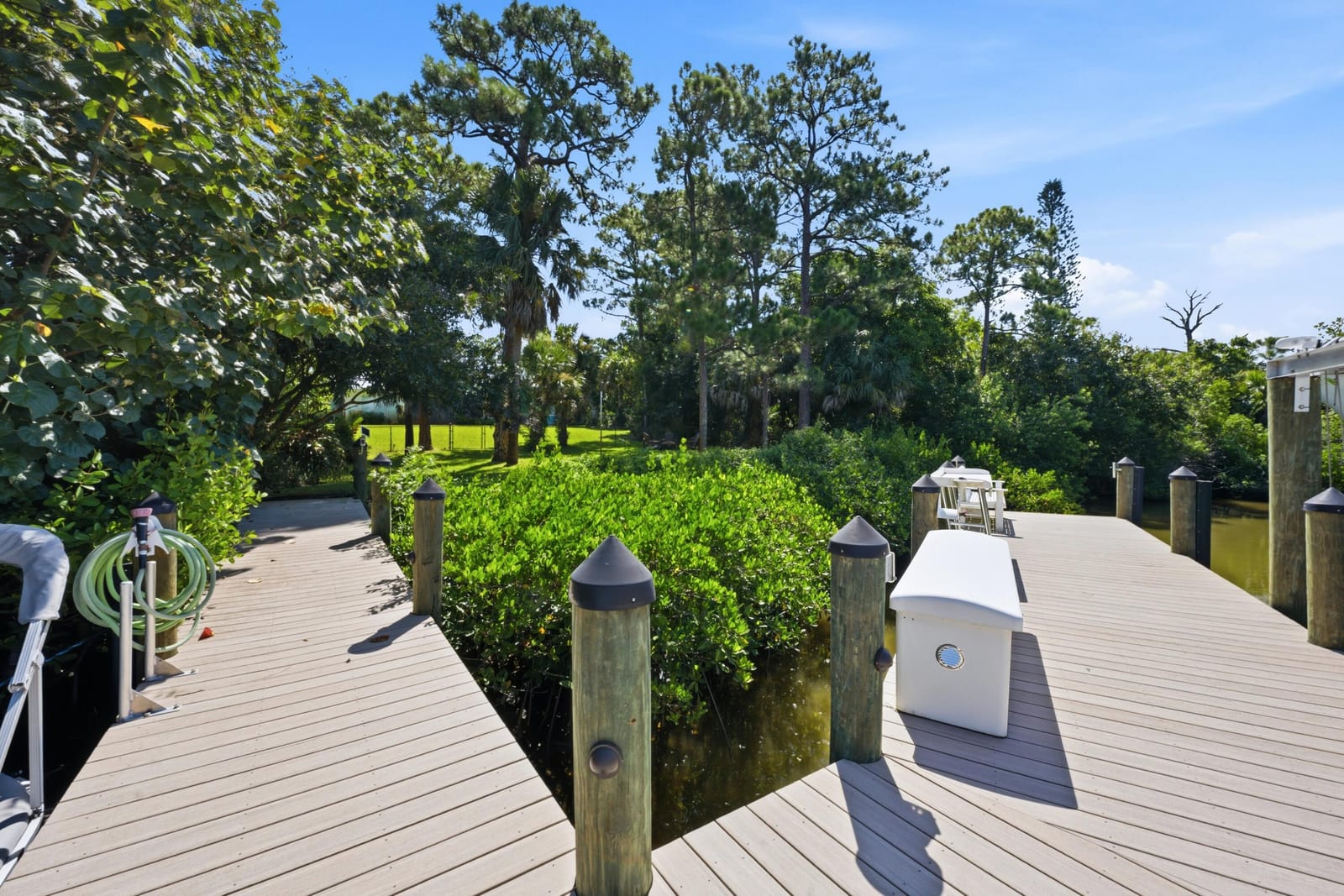 4916 SE MANATEE COVE Road, Stuart, FL 34997 photo 22