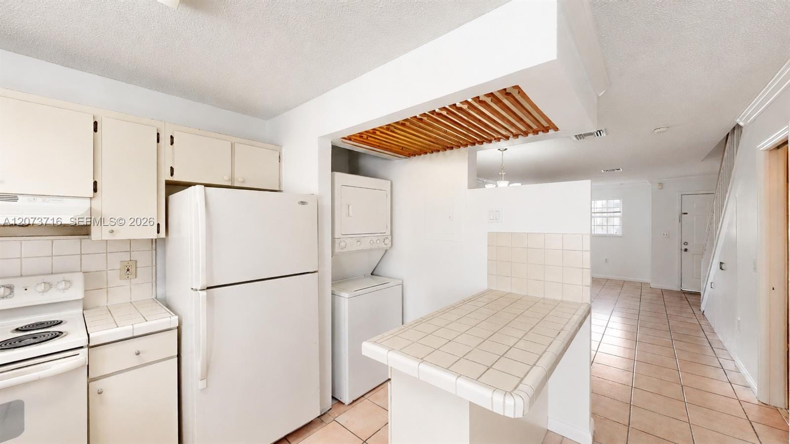 6415 SW 129th Place 2403 — photo 5