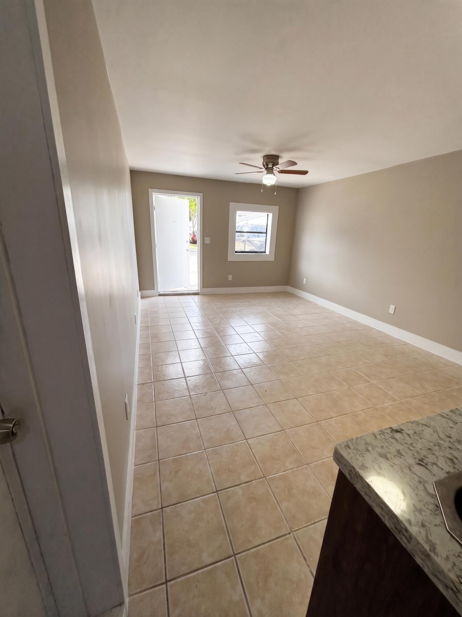 1711 N 17TH Court C — photo 2