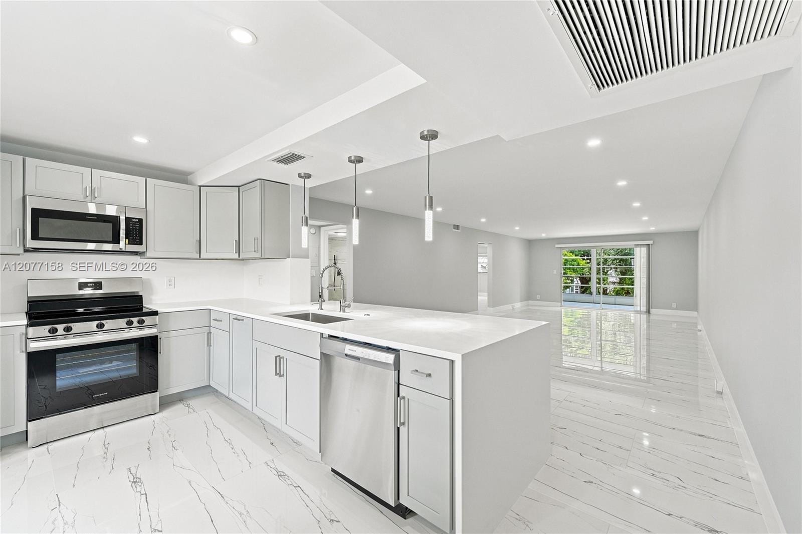 3304 Aruba Way A2, Coconut Creek, FL 33066