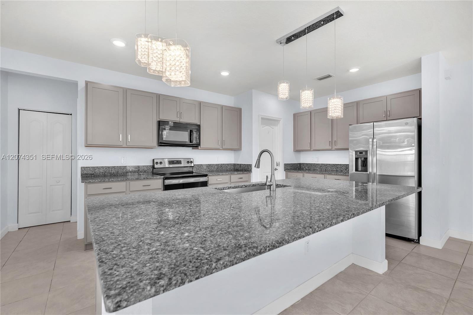 831 Bent Creek Drive — photo 10