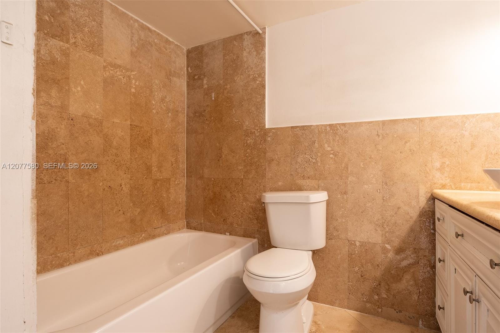 7620 SW 82nd Street J102, Miami, FL 33143 photo 11