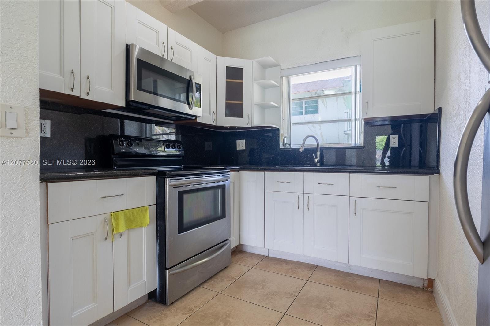 7620 SW 82nd Street J102, Miami, FL 33143 photo 8