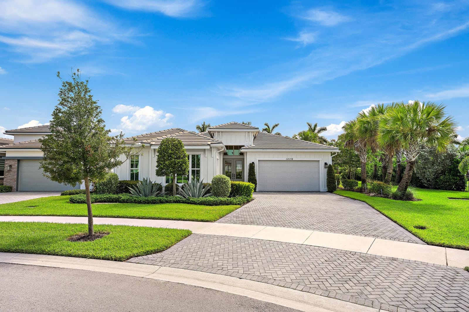 12176 Waterstone Circle — photo 4