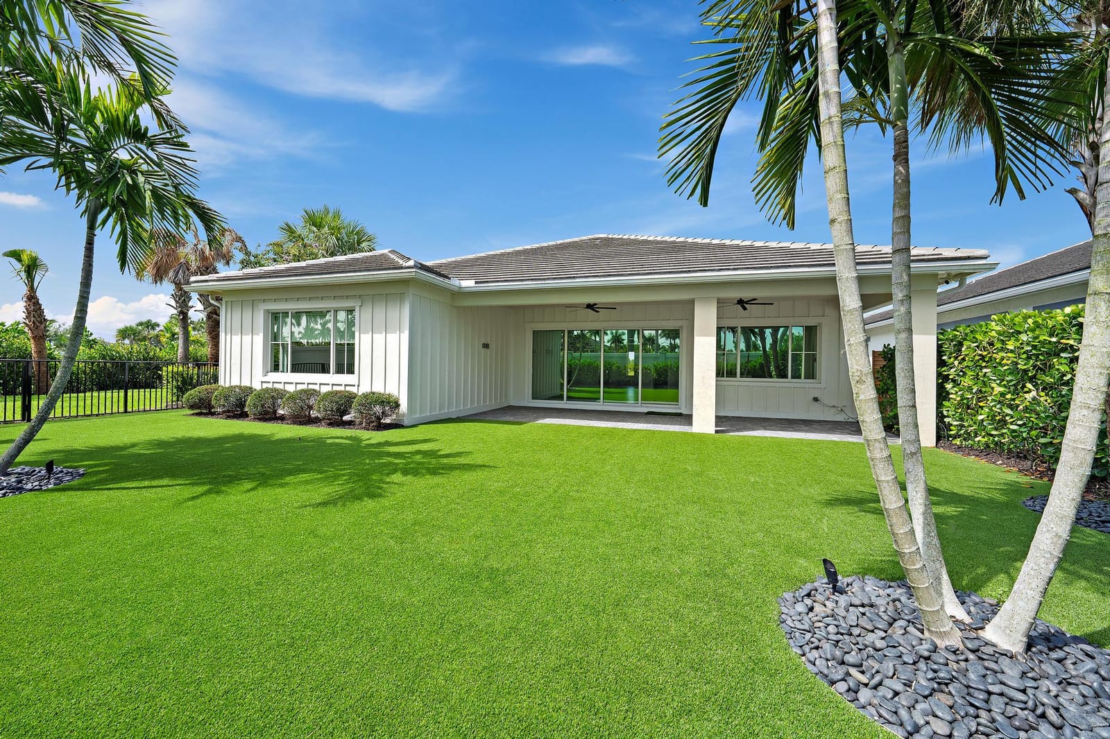 12176 Waterstone Circle, Palm Beach Gardens, FL 33412