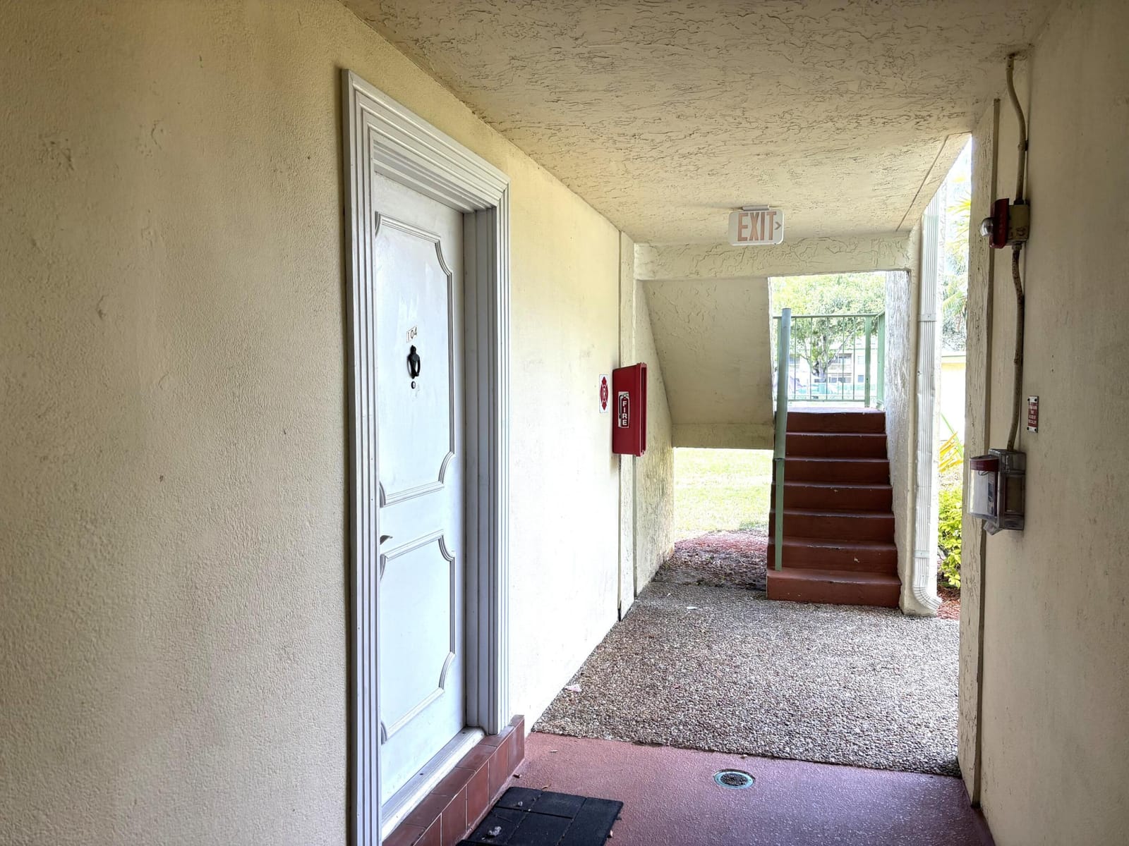 4139 NW 88th Avenue 104 — photo 8
