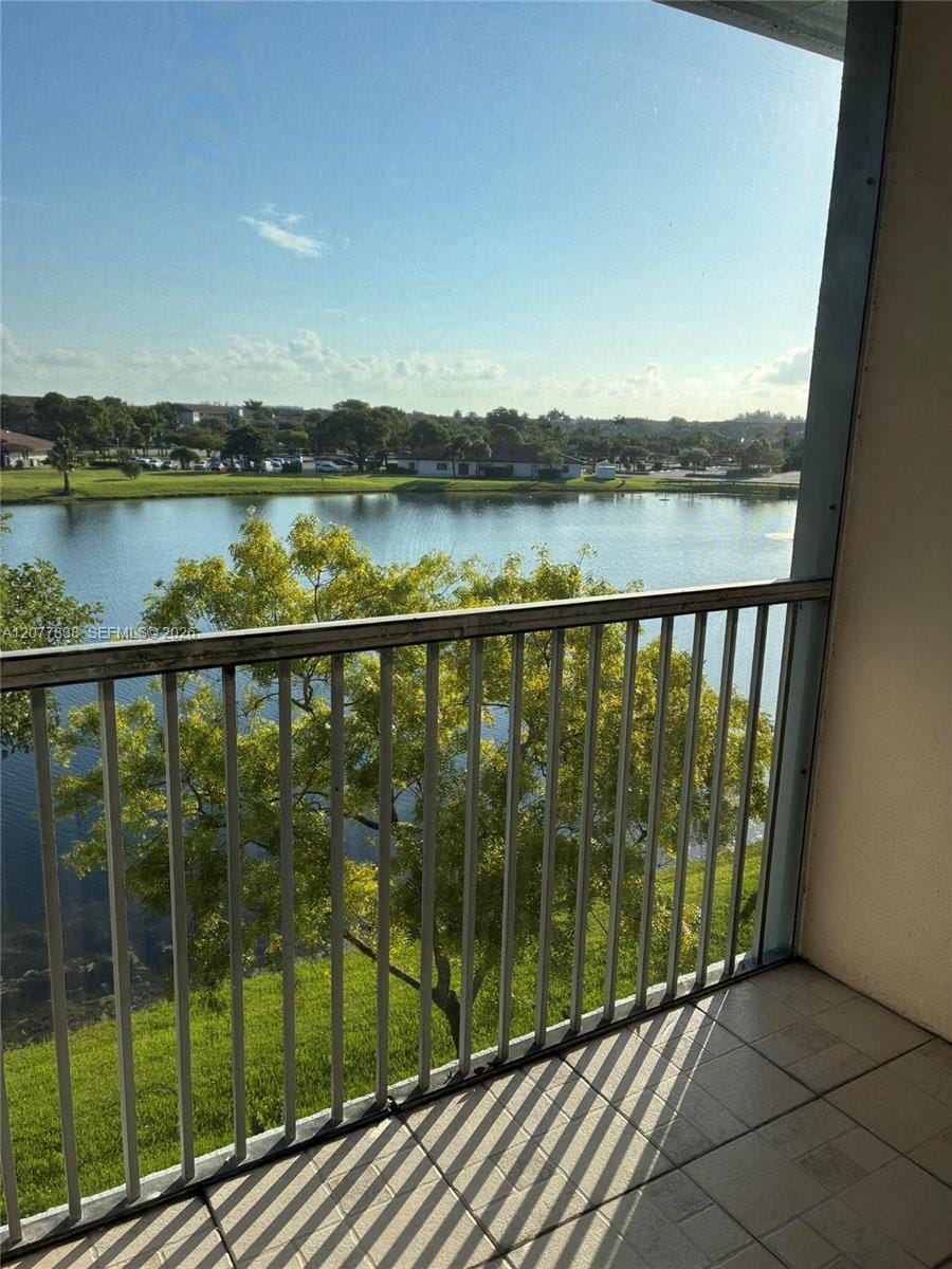 1251 SW 134th Way 405A, Pembroke Pines, FL 33027
