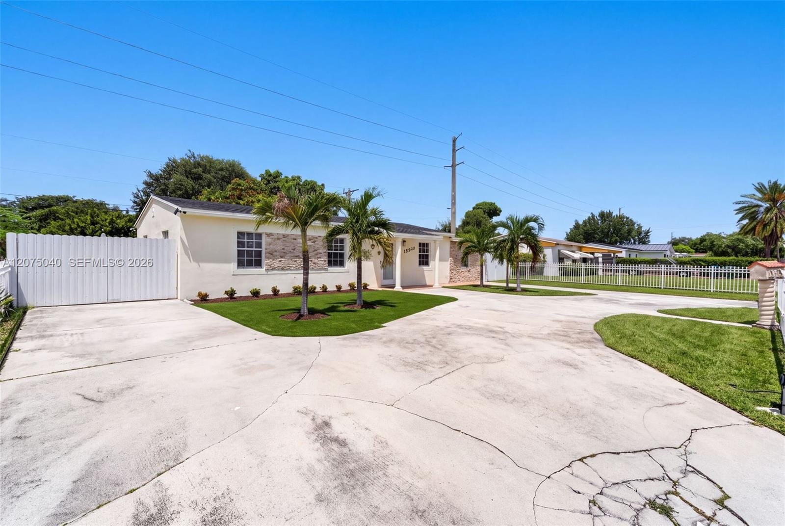 15850 NW 18th Place, Miami Gardens, FL 33054 photo 8