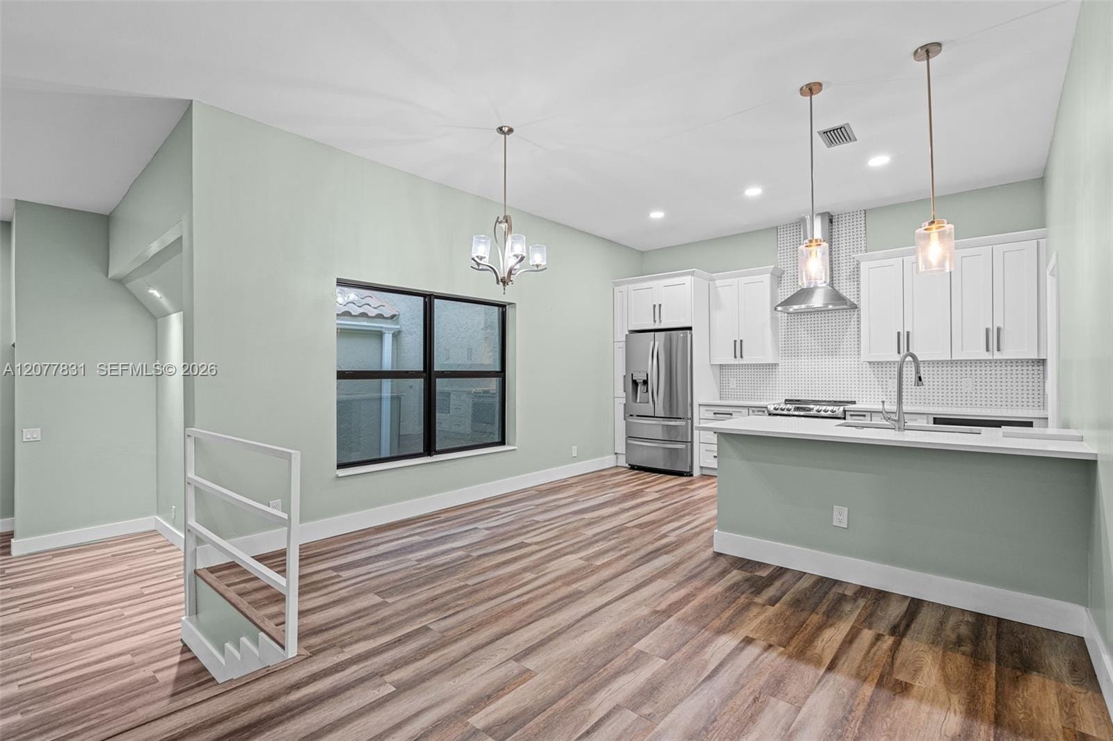7481 Campo Florido — photo 4