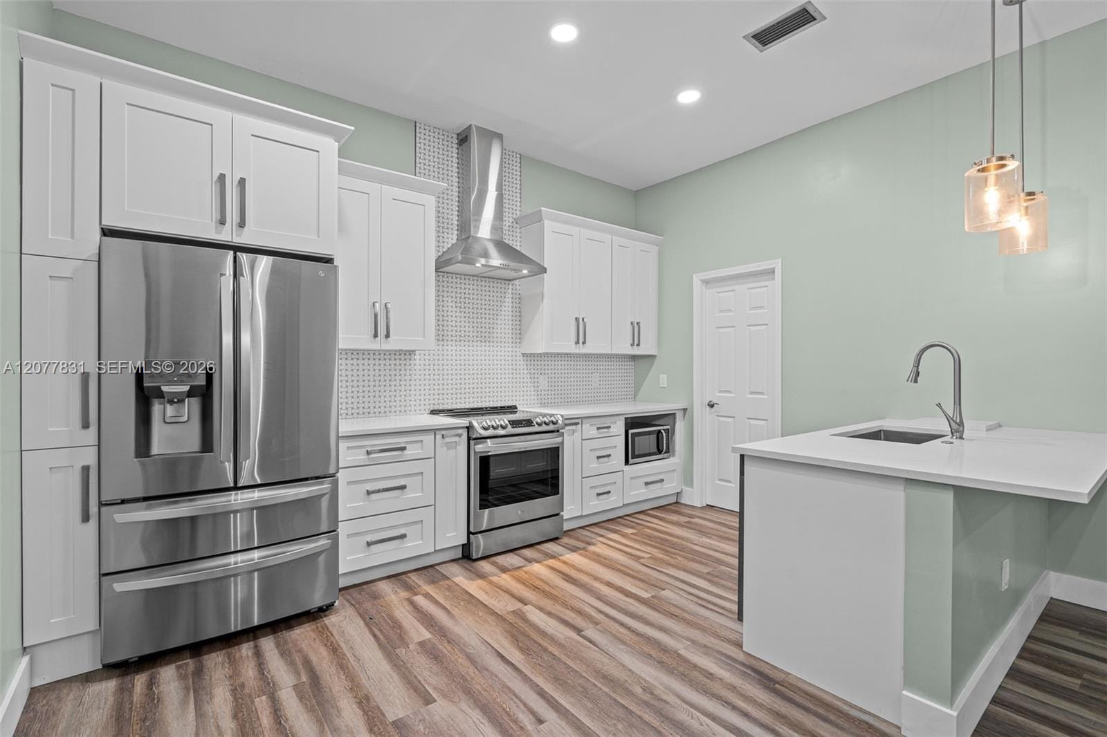 7481 Campo Florido — photo 6