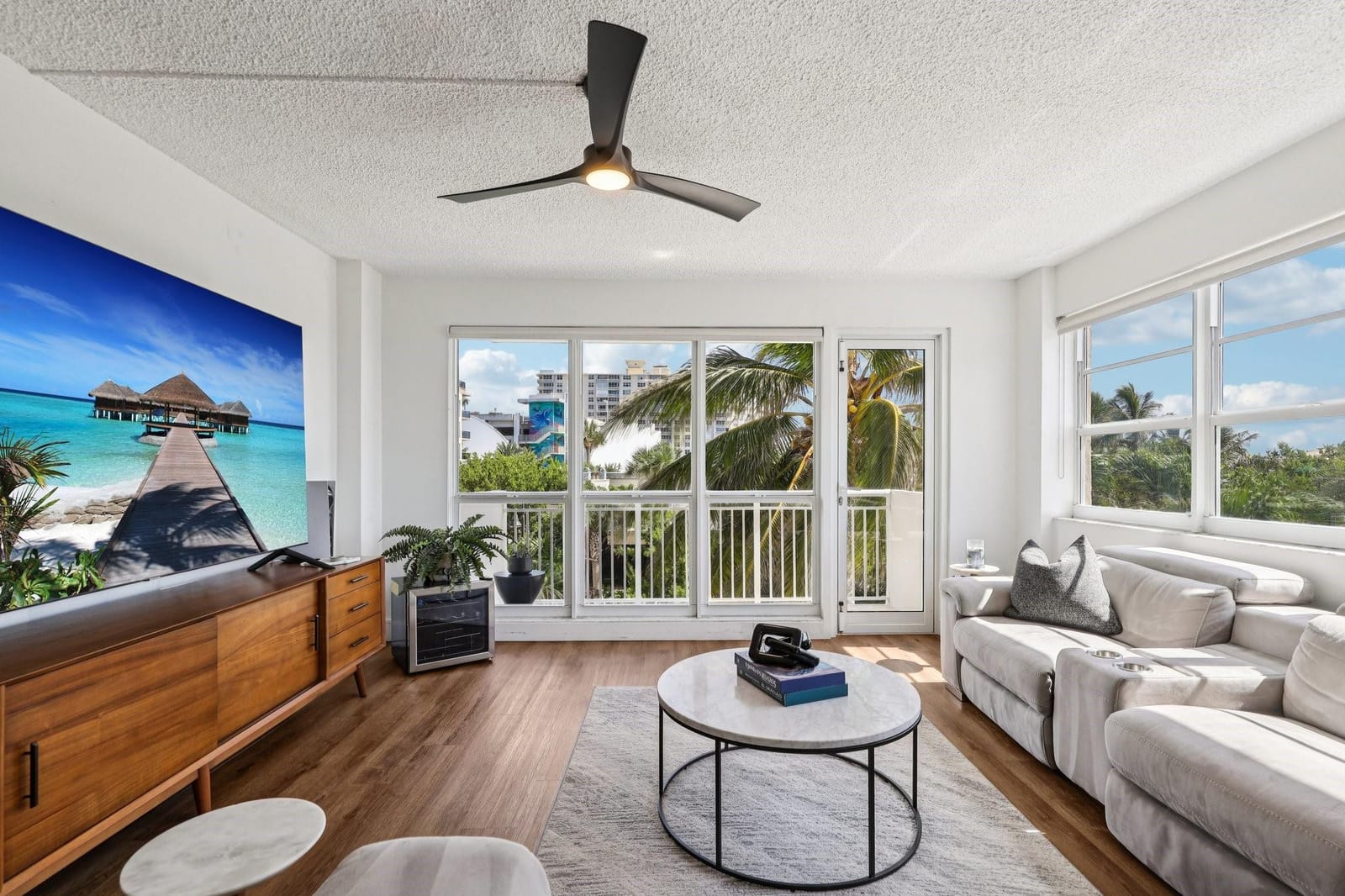 133 N Pompano Beach Boulevard Unit 210 — photo 9