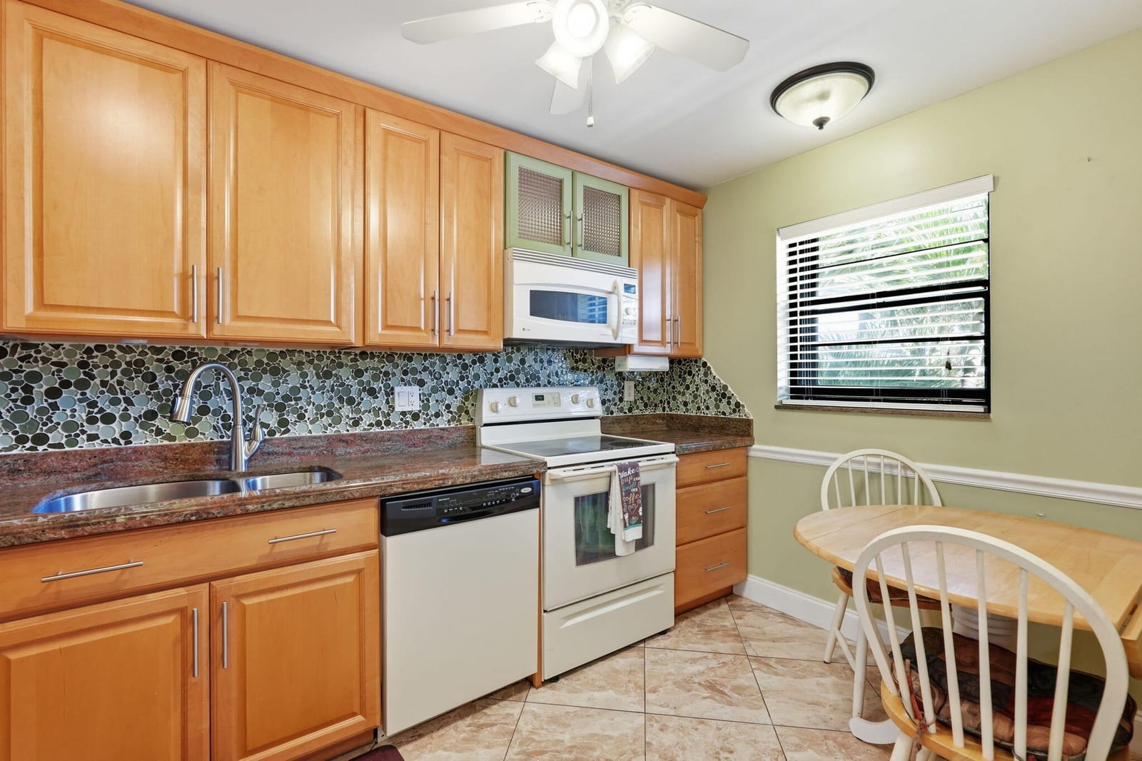 367 S Federal Highway A209 — photo 7