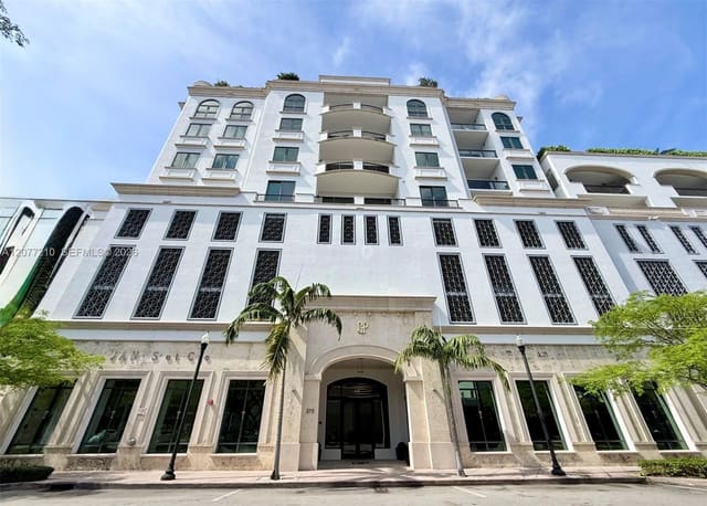 275 Giralda Avenue 6A, Coral Gables, FL 33134