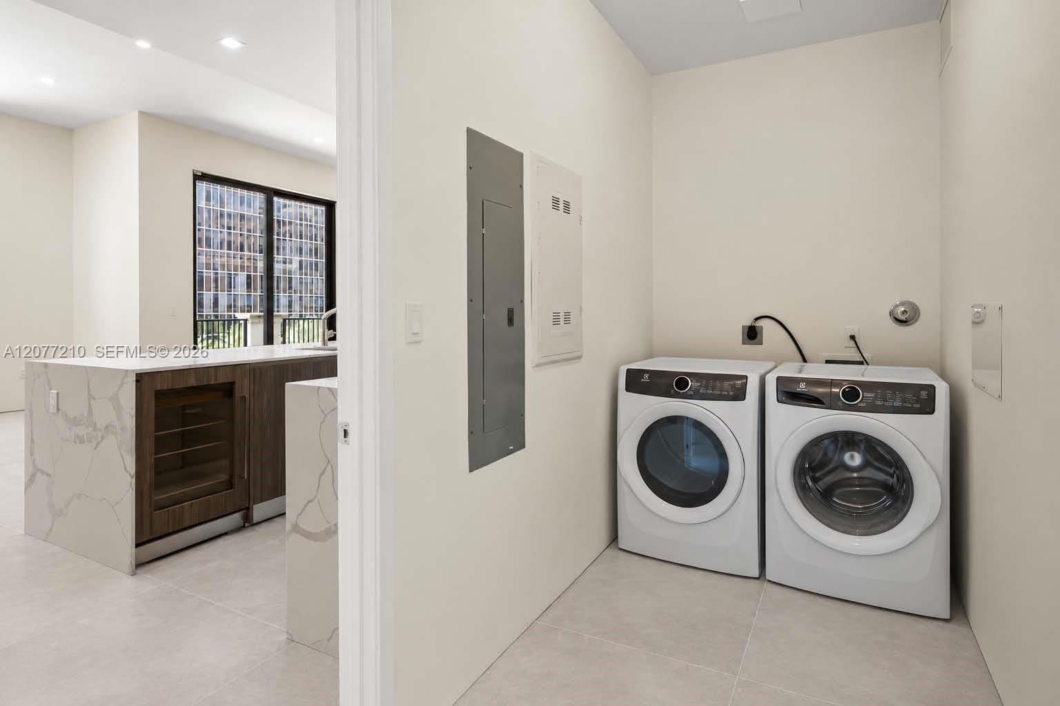 275 Giralda Avenue 6A, Coral Gables, FL 33134 photo 18